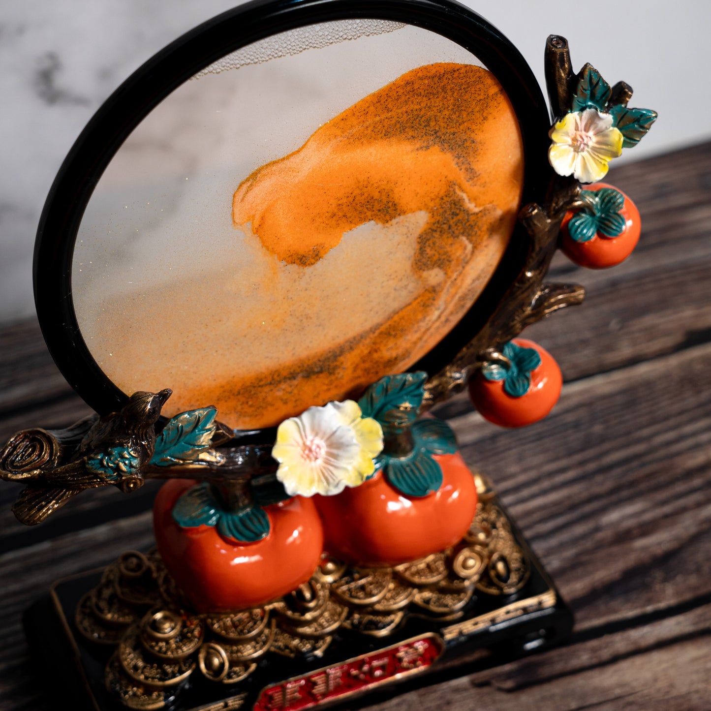 Elegant Flowing Sand Ornament