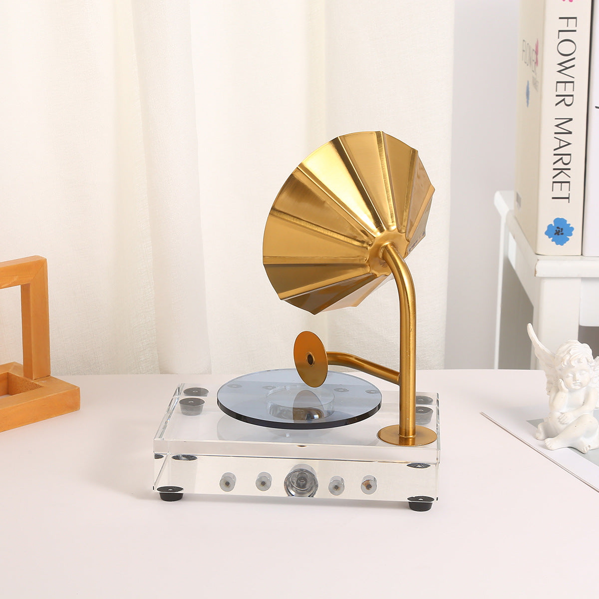 Crystal Vintage Phonograph Decor