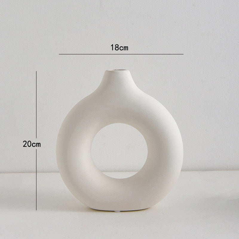 Nordic Elegance Donut Vase Decor