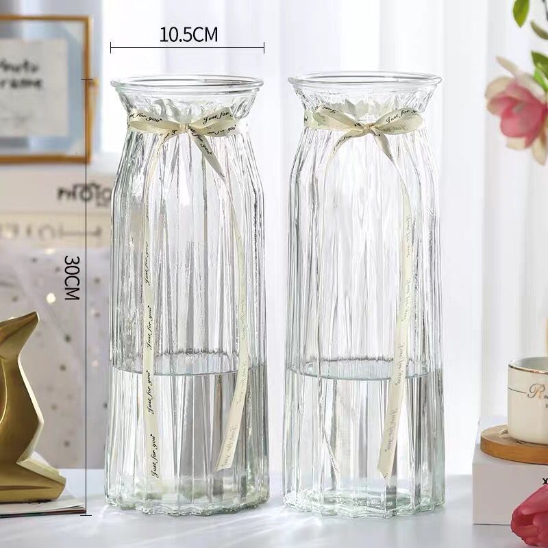 Opulent Glass Vase Set 1 Pair