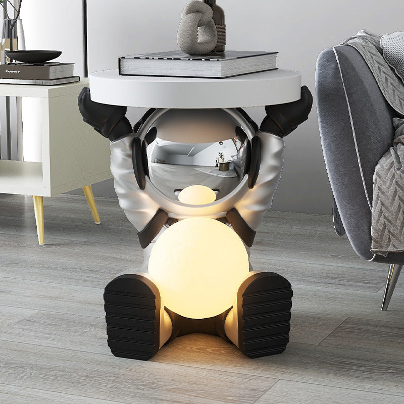 Astronaut Round Display Table