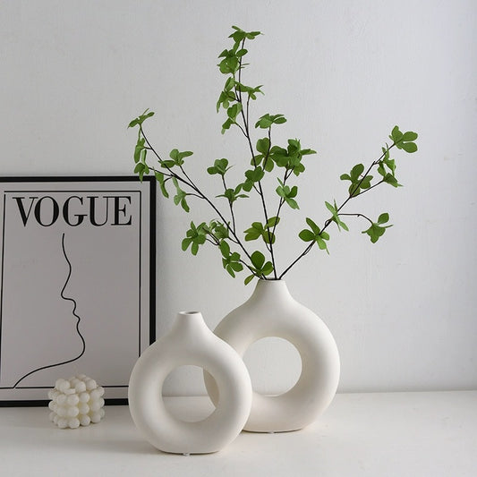 Nordic Elegance Donut Vase Decor